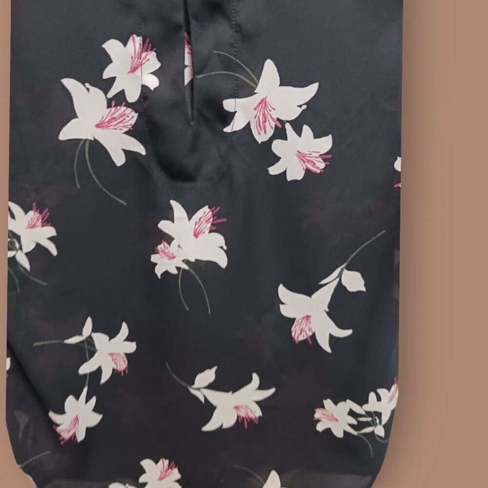 Lily White Womens Floral Blouse Size Small Floral Print blk & pink - Picture 8 of 8